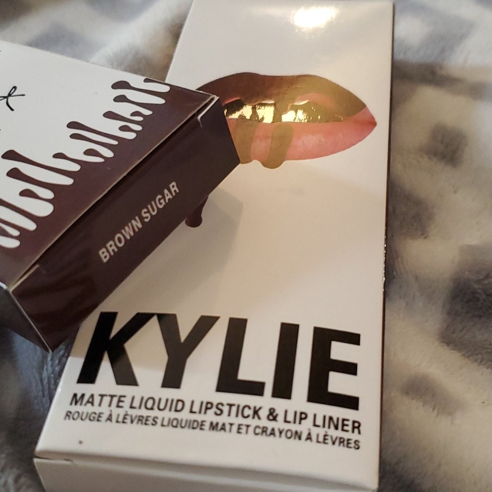 Kylie lip kit